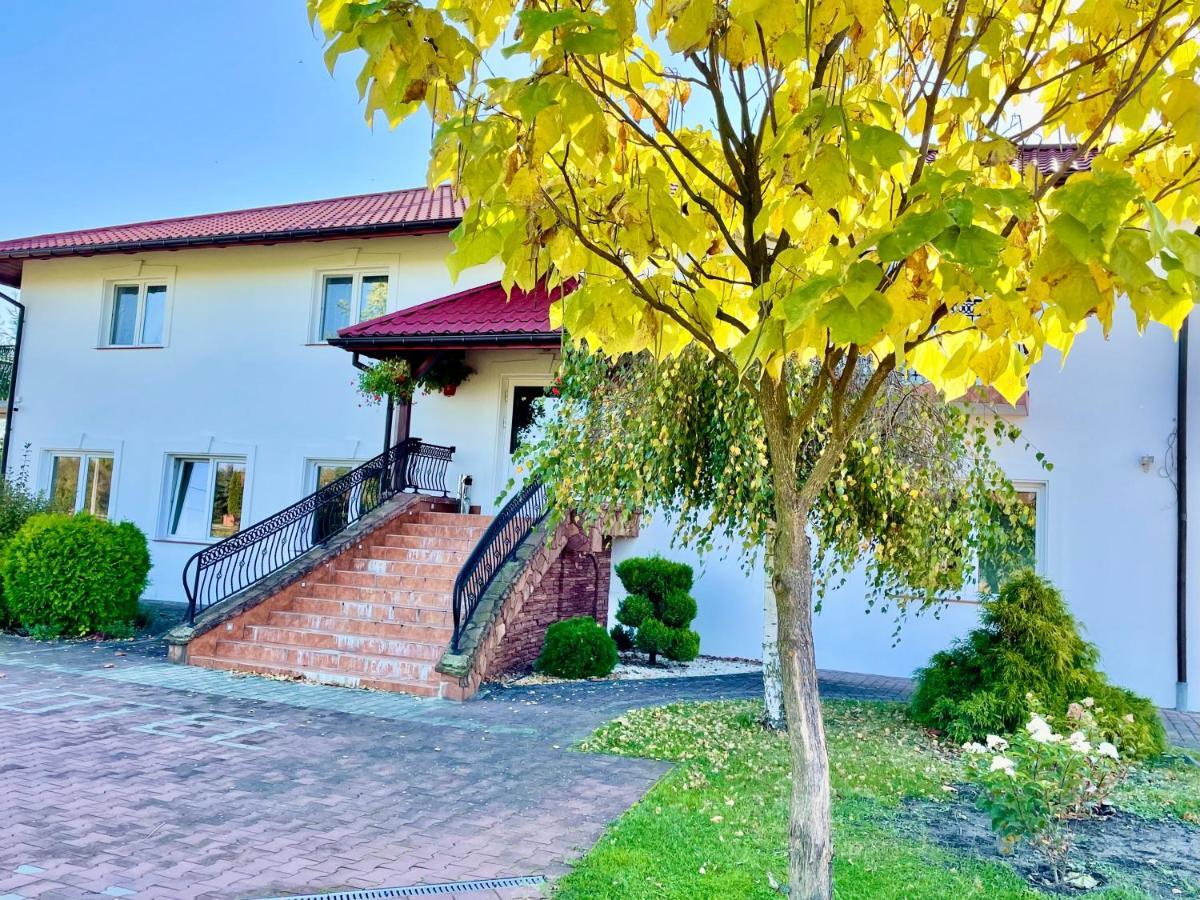 Zajazd Gielarek Grebow Exterior photo