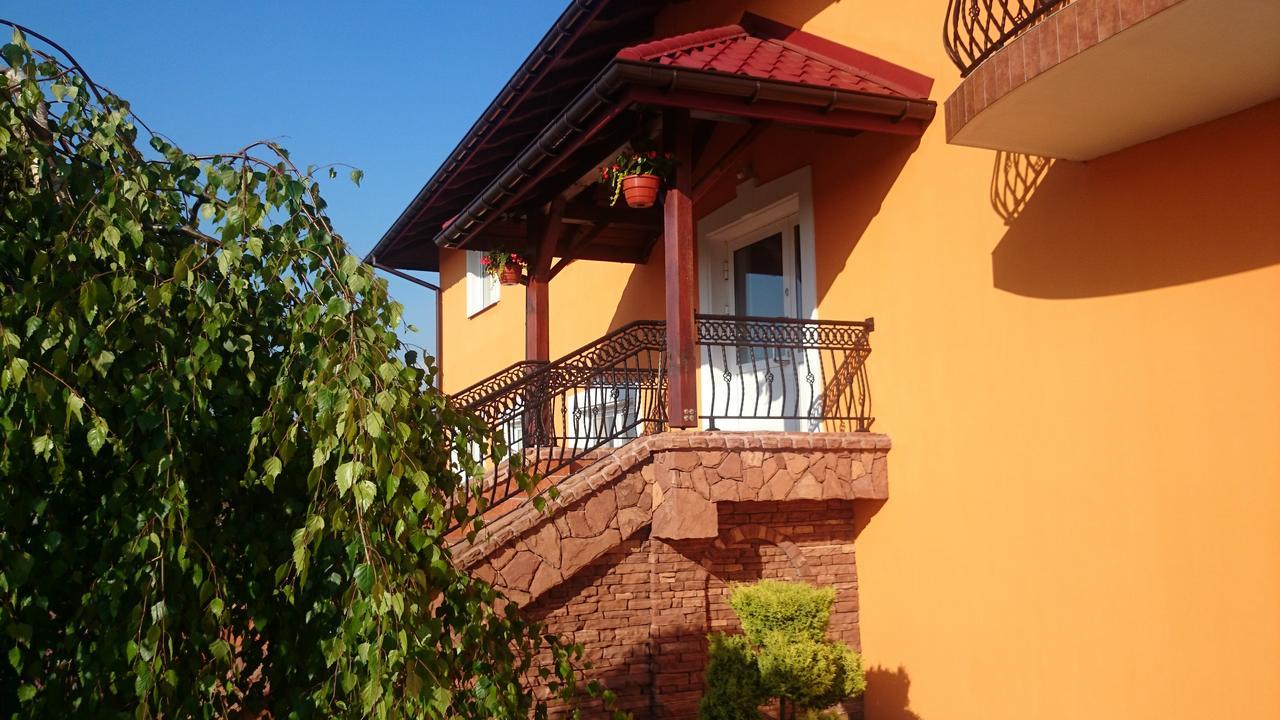 Zajazd Gielarek Grebow Exterior photo